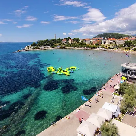 By The Sea - 25176 Apartment Split