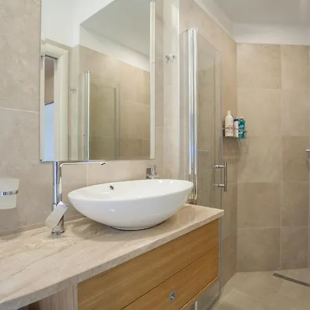 By The Sea - 25176 Apartment