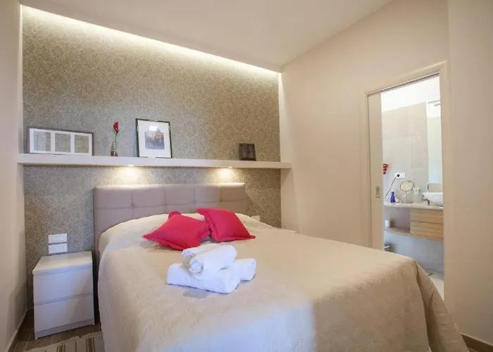 By The Sea - 25176 *